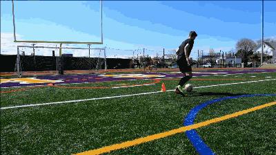 前锋简单过人动作,作为前锋应该要干嘛