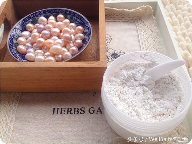 珍珠粉去黑头最简单的方法,珍珠粉去黑头的正确方法