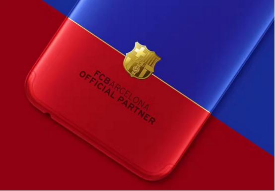 经典红蓝配色碰撞，OPPOR11巴萨限量版再攀定制新高峰