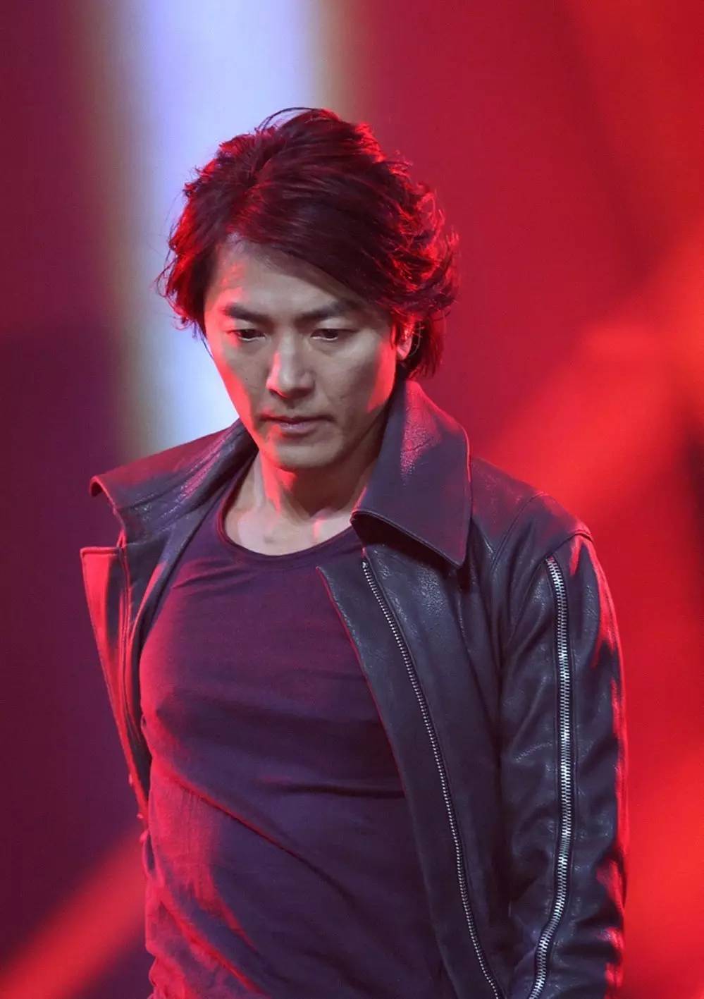 香港最著名的胡须佬，胡子不仅仅是标志，更是风格体现