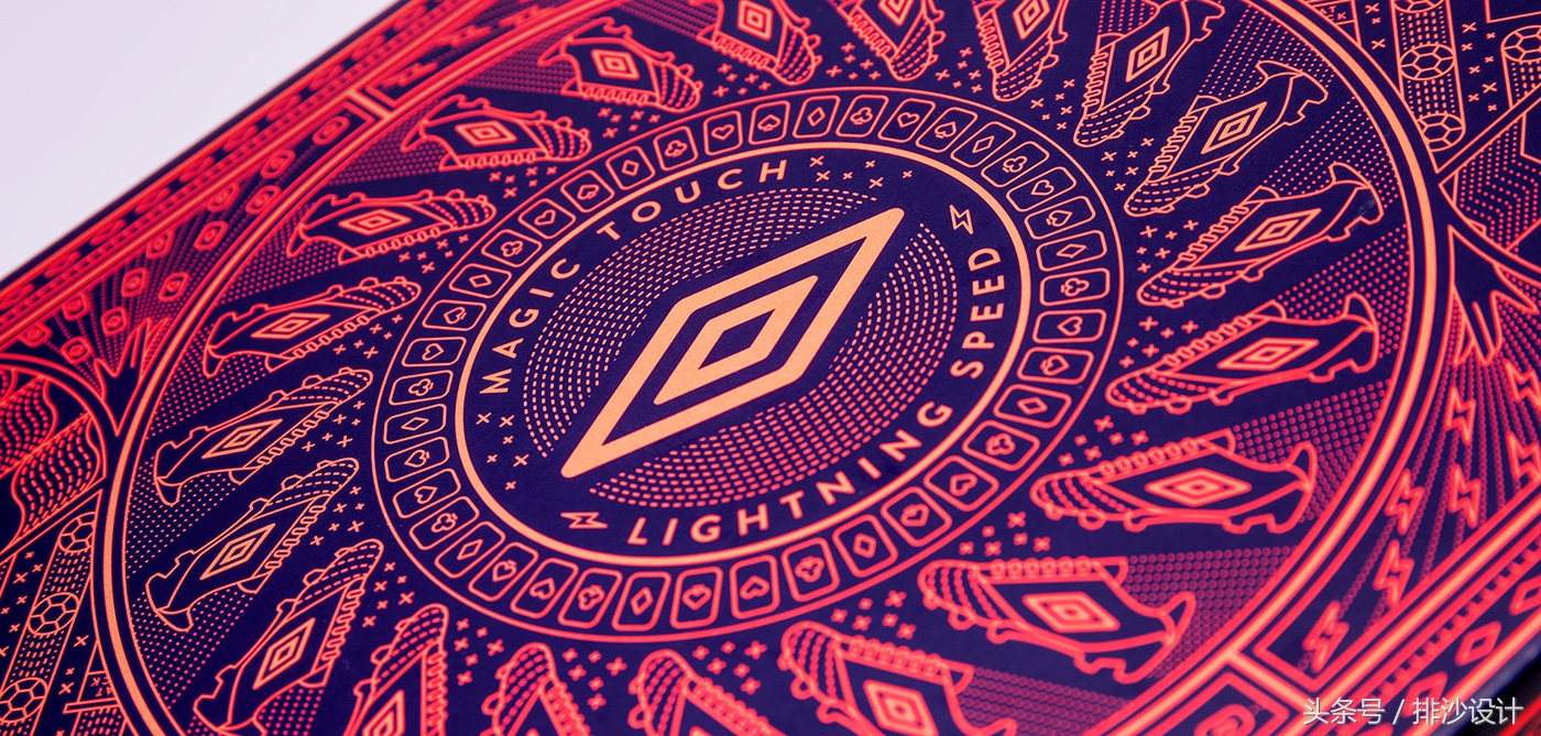 穿上足球鞋是什么感觉,穿上足球鞋