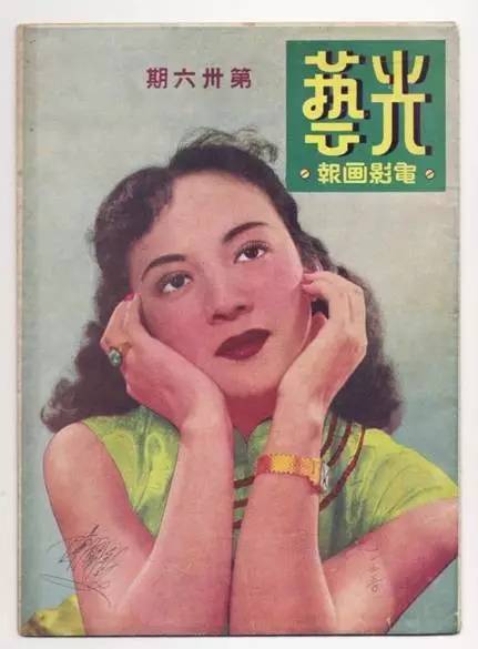 她是绝代美人,从影40余年演绎50多个形象,一生却只爱一个人