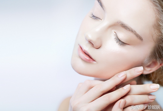 夏季肌肤护理要注意的事情,夏季常见的肌肤问题与保养方法