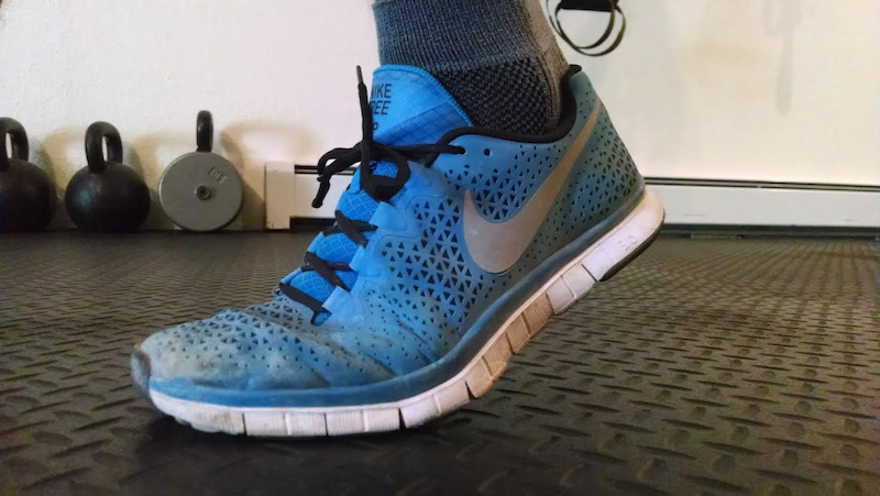 自行车踩踏费力怎么回事,骑自行车脚踩不稳怎么办