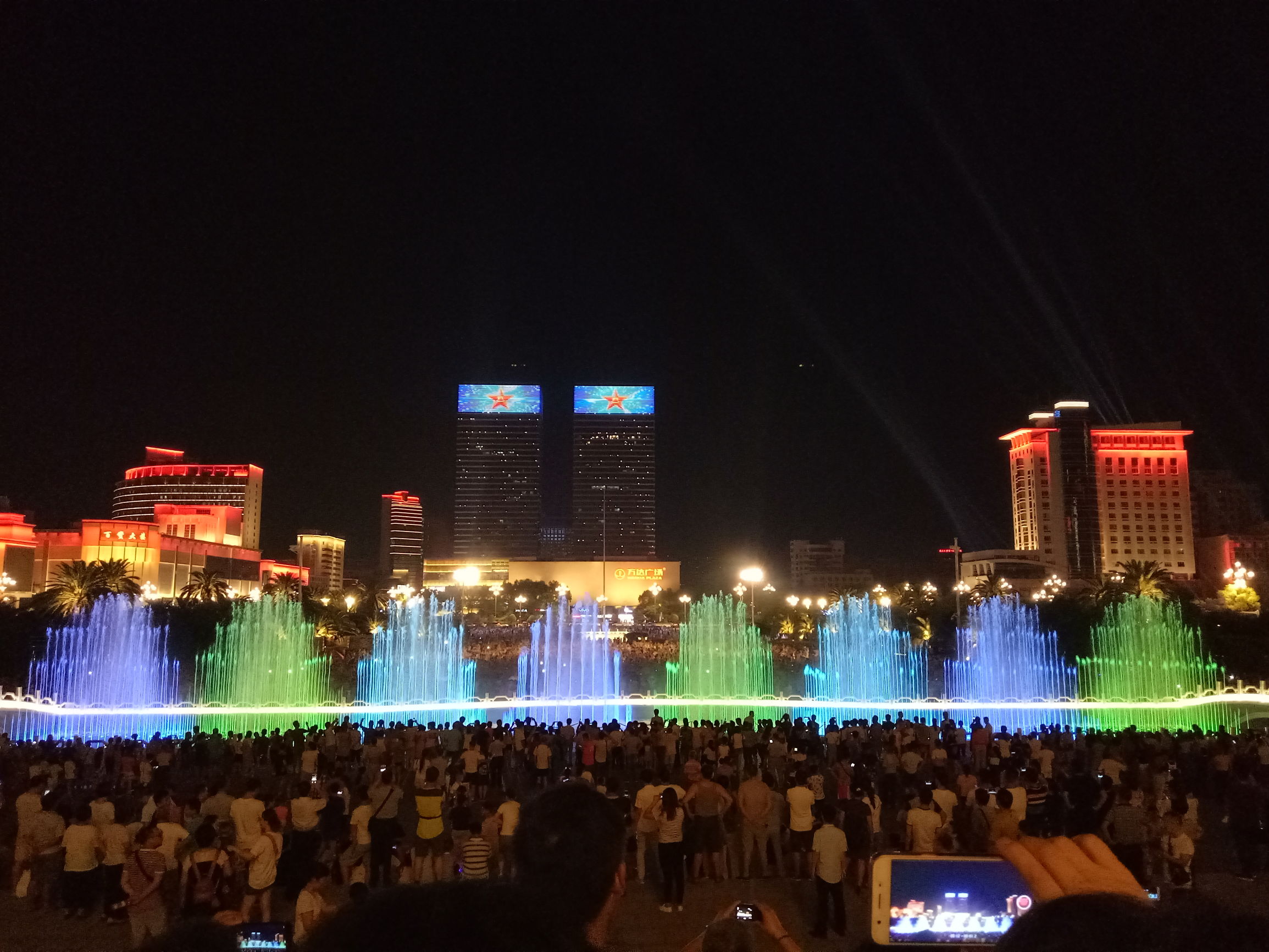 南昌八一广场改造花了多少钱,南昌市八一广场改造工程