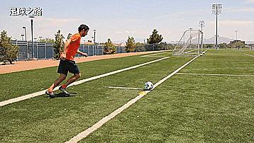 如何用脚踢出弧线球,怎么用脚内侧搓弧线球