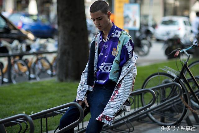 最近最潮的足球衣,为什么现在的足球服都是短袖