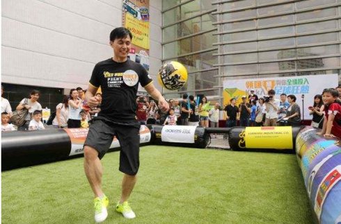 慕容复扮演者张国强和谭咏麟,谭咏麟演过慕容复吗