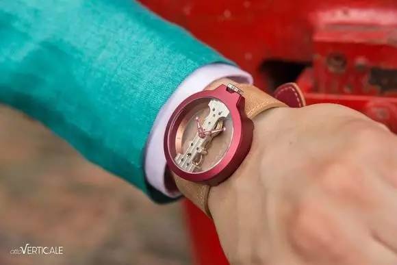 把意大利的生活艺术戴在手上，难怪这腕表能俘获全球达人的青睐