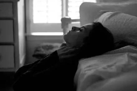 朋友圈励志正能量语录简短,正能量发朋友圈的励志句子及配图