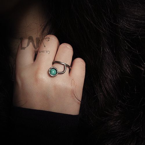 戒指戴在哪个手指有讲究吗,戒指戴在哪个手指上面有讲究吗