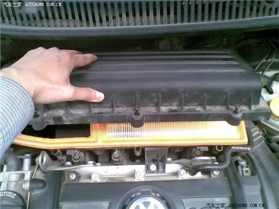 开车抽烟不掉烟灰,开窗户抽烟烟味多久能散