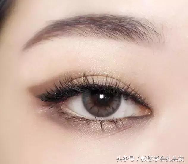 中长发扎花苞头好看吗,如何扎出更具设计感的花苞头