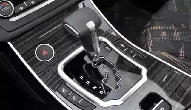 8万左右at自动挡车推荐,10万左右的8at变速箱车