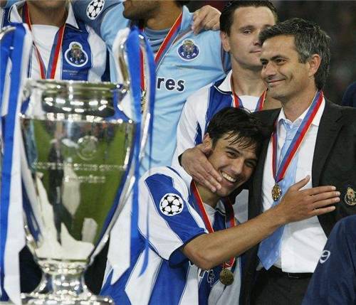 2场8球登顶积分榜第一,是时候展示穆二年的非凡魔力了