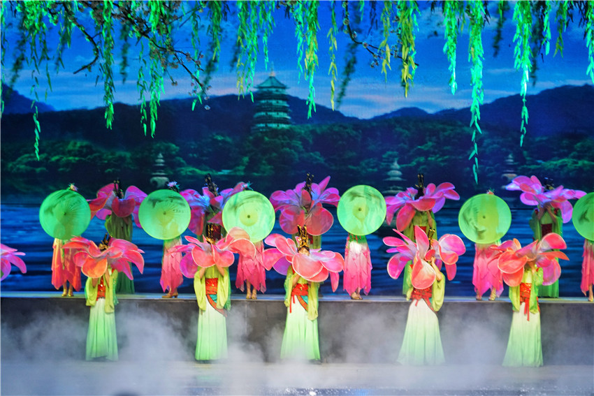 杭州给我一天还你千年,宋城千古情千年等一回