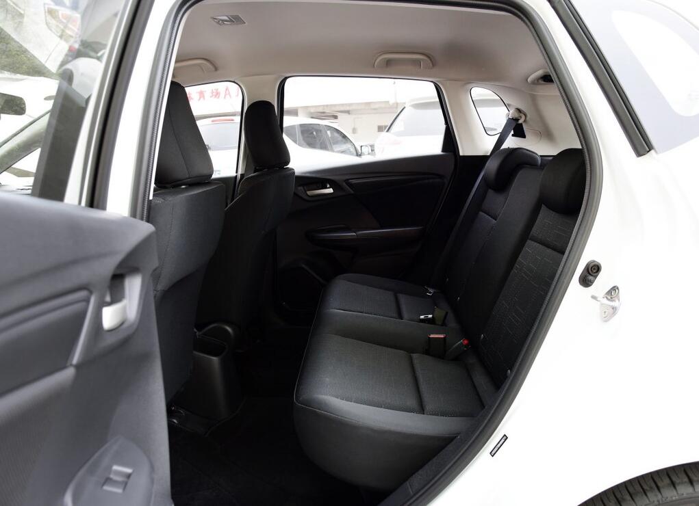 2016款飞度手动舒适型用车感受，能把这几点改改再加2万也买