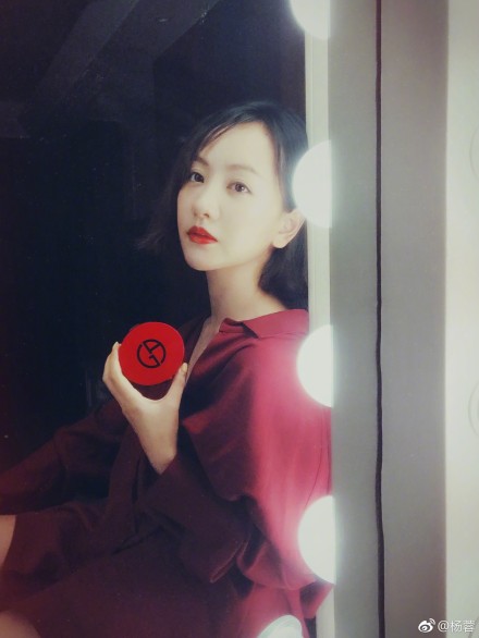 阿玛尼红气垫新的,想红没那么简单