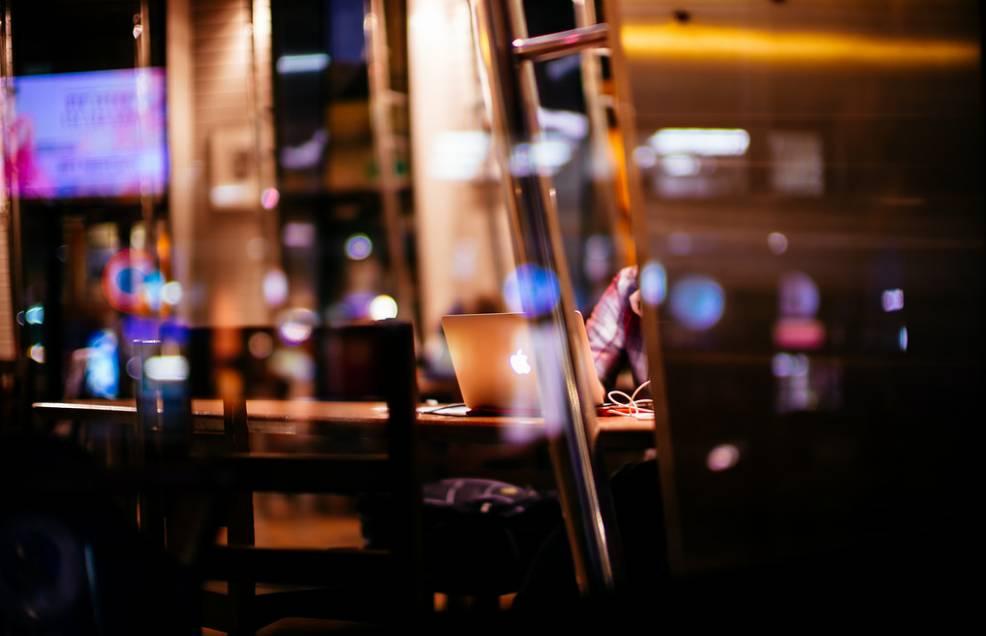 新手50mm镜头推荐,50mm镜头使用技巧