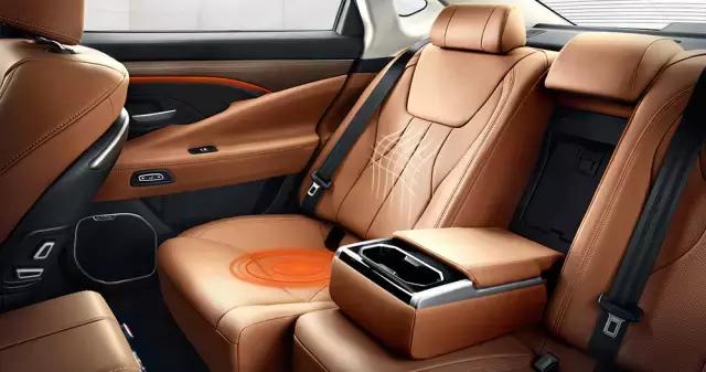 吉利博瑞改款最新消息,最美老款吉利博瑞