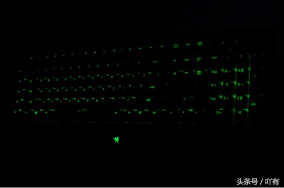 雷蛇黑寡妇v2黄轴,罗技g915和雷蛇黑寡妇v2pro哪个好