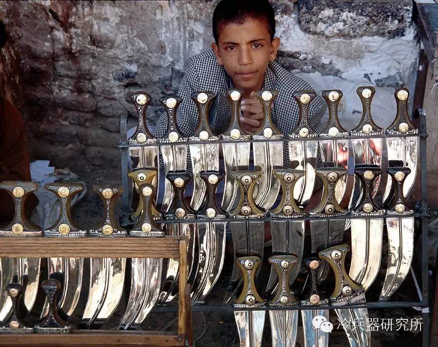 十九世纪欧洲冷兵器,19世纪大马士革弯刀