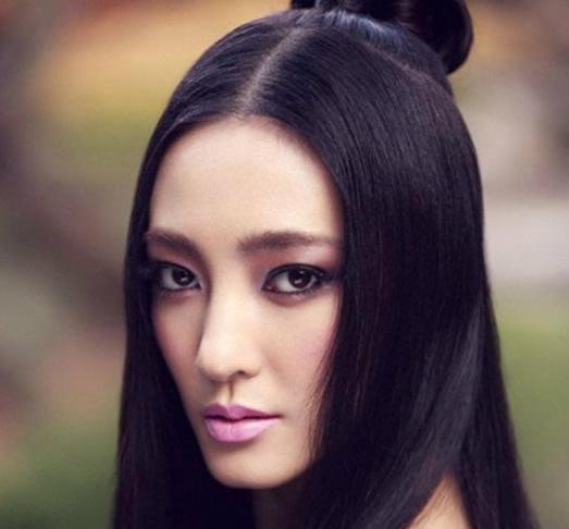 明星可怕烟熏妆,明星惊艳的烟熏妆