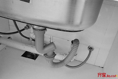 卫生间面盆堵了怎么办,家里洗手盆按钮堵住怎么更换