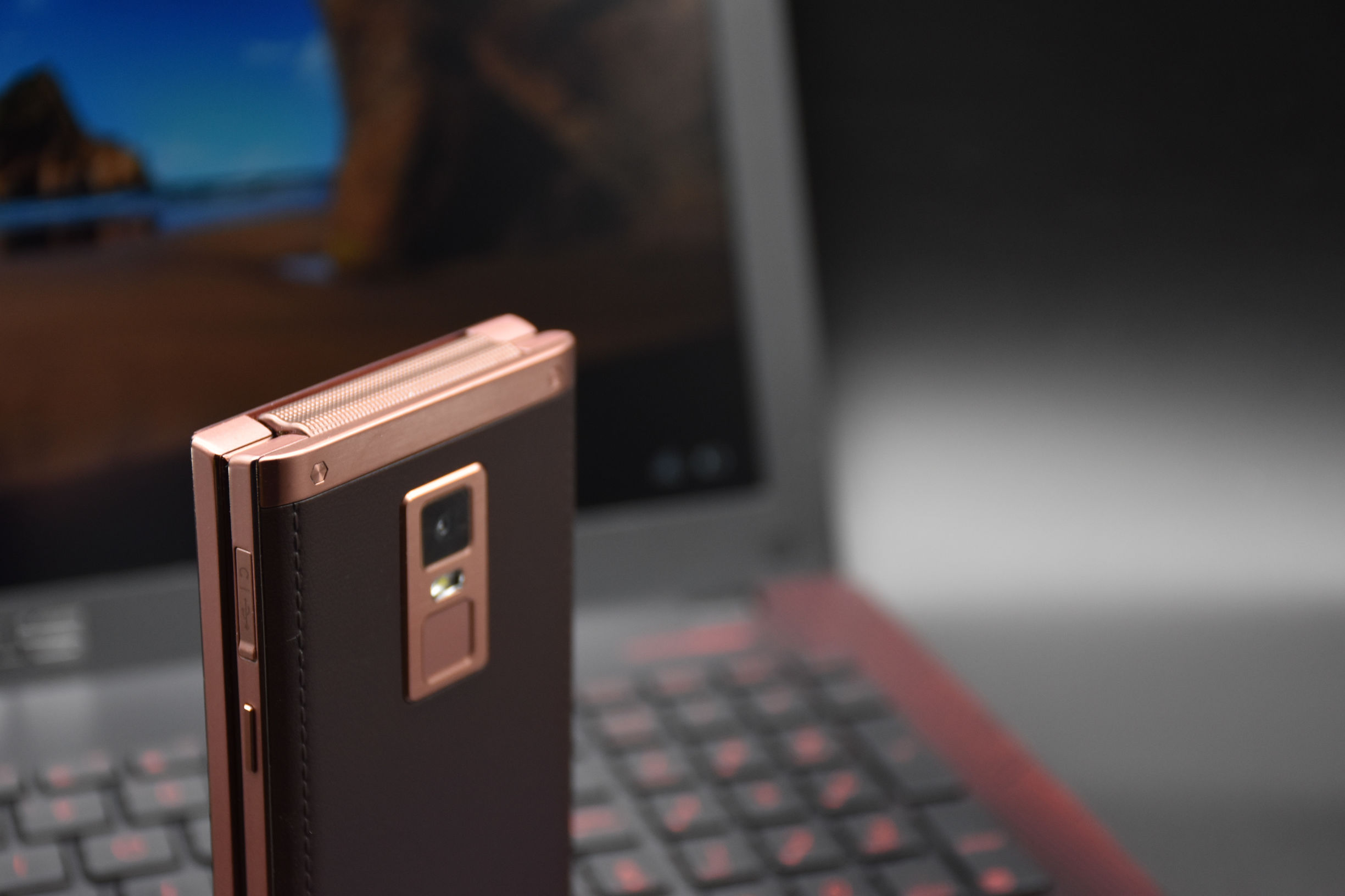 金立天鉴w909最新价格,金立天鉴W909翻盖手机