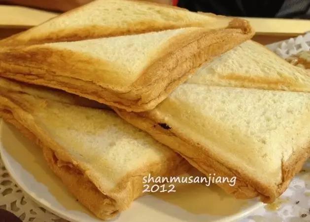 在哈尔滨，一定要撸完这10根串才算圆满！