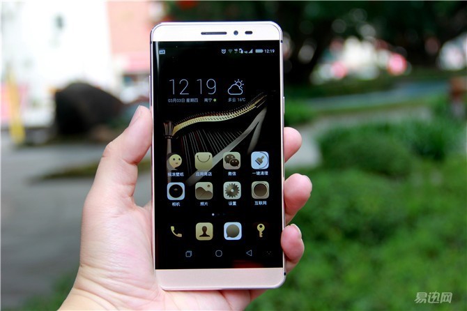 酷派锋尚maxa8-930,中华酷联怎么被淘汰的