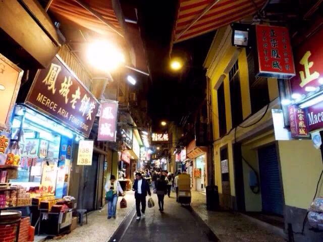 澳门土特产在哪里买最便宜又好吃 (澳门有什么好吃特产零食)