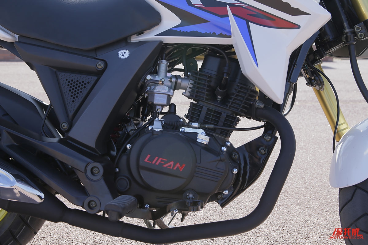 《原创试驾》城市运动小MINI力帆KPMINI摩托车试驾