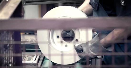 宝马刹车软刹不住咋办,影响刹车效果的因素