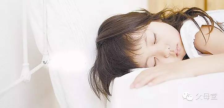 儿童选择哪种枕头最好,给宝宝选一款合适的枕头