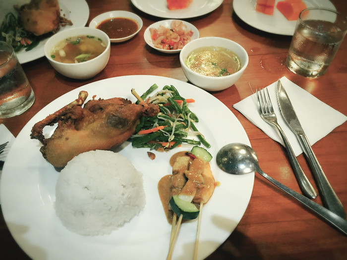 梦幻巴厘只属于你我的蜜月~~逗逼文字、气质趣图