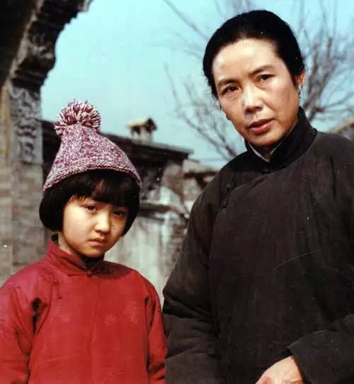 这个节日的荣耀，属于沉默的她们