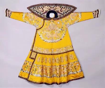 慈禧带什么珠子最值钱,慈禧的帝王绿佛珠