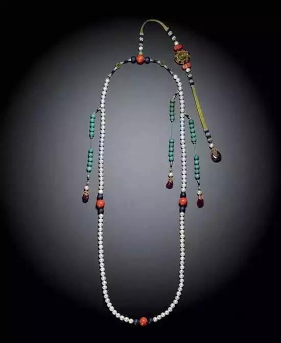 慈禧带什么珠子最值钱,慈禧的帝王绿佛珠