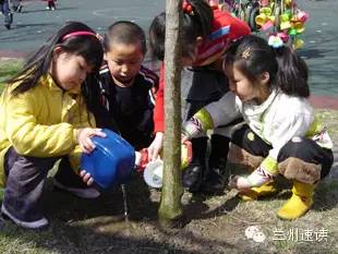 听说你还在家养花花草草实在太OUT了！