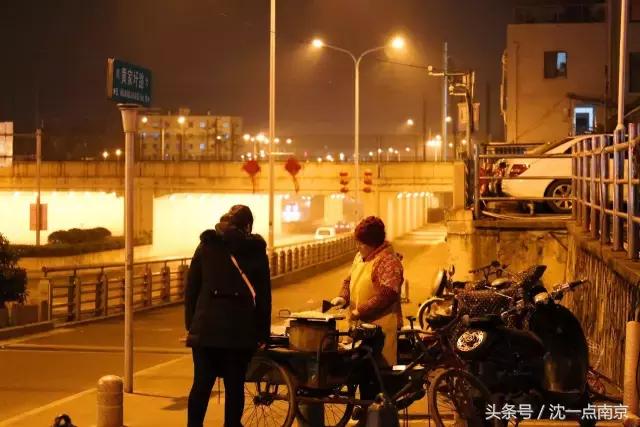 南京小吃一条街哪里最好吃,南京甜品小吃一条街