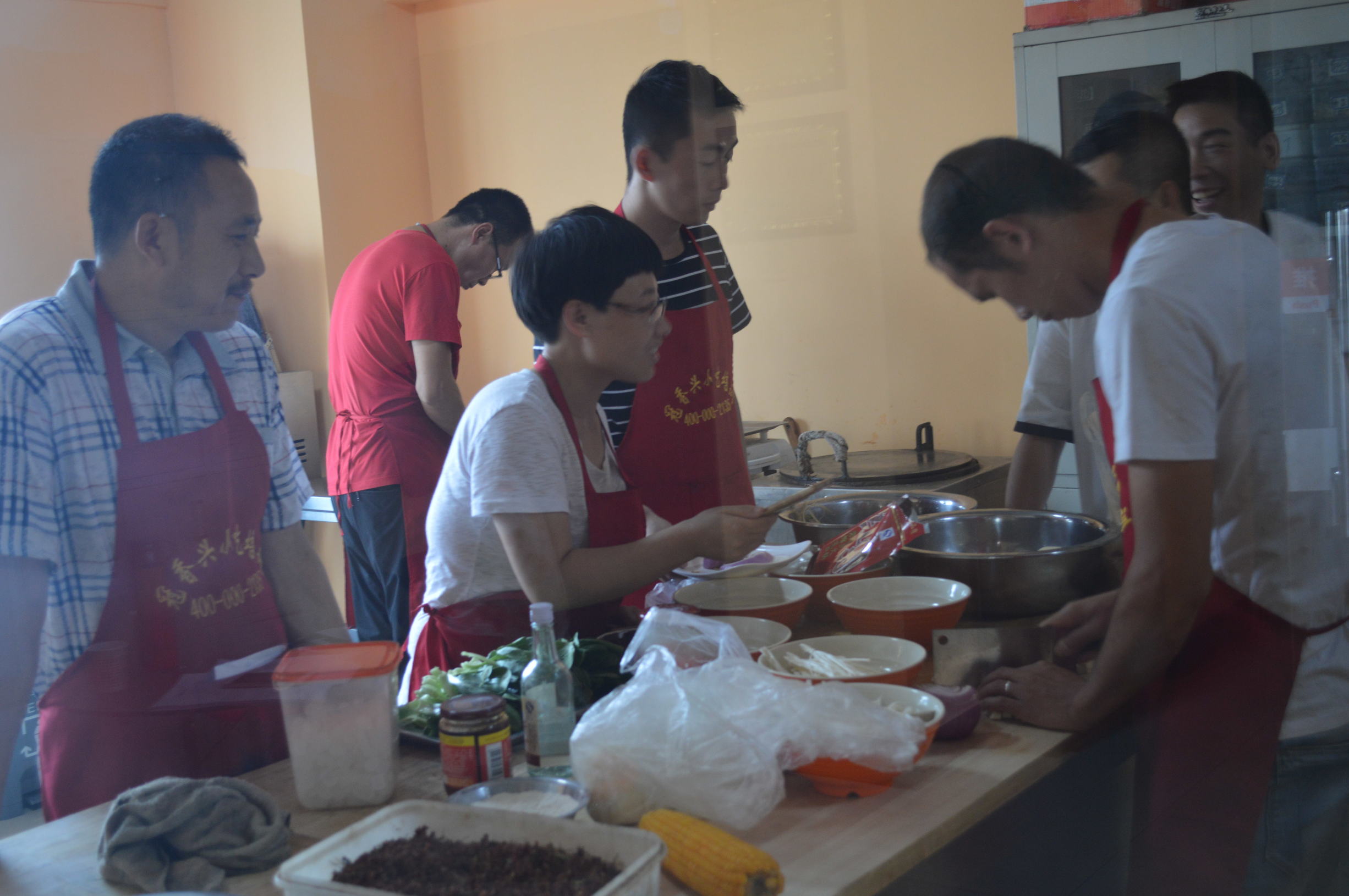 慕名而来吃火锅,资深吃货又去打卡寻找美食之旅