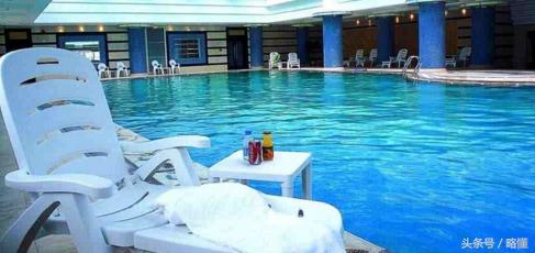 夏天喜欢游泳,夏天喜欢玩水对身体有什么影响