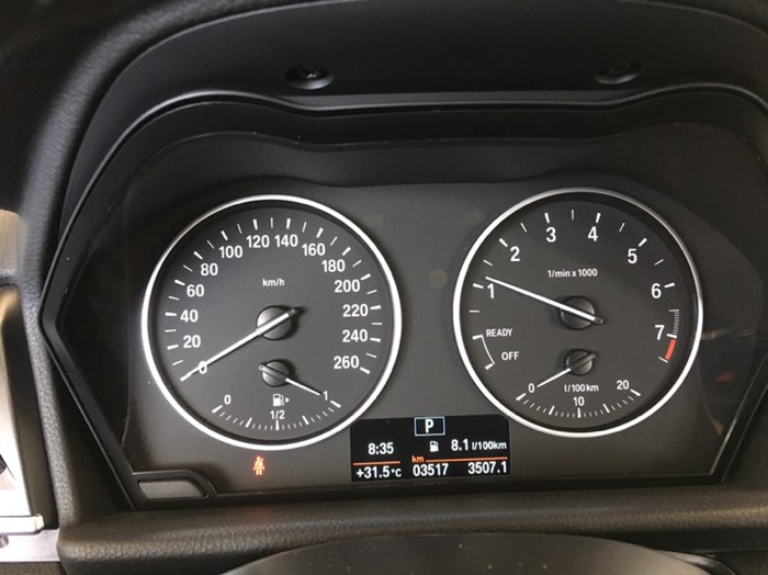 宝马2系220i旅行车高速试驾,宝马2系旅行车220i