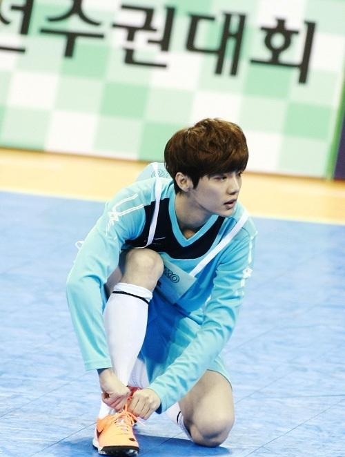 鹿晗足球小将,鹿晗谈其与足球的故事