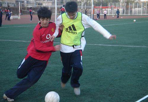 鹿晗足球小将,鹿晗谈其与足球的故事