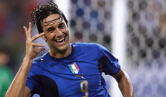 足坛十大柱式中锋,十二怒汉站位在什么时候