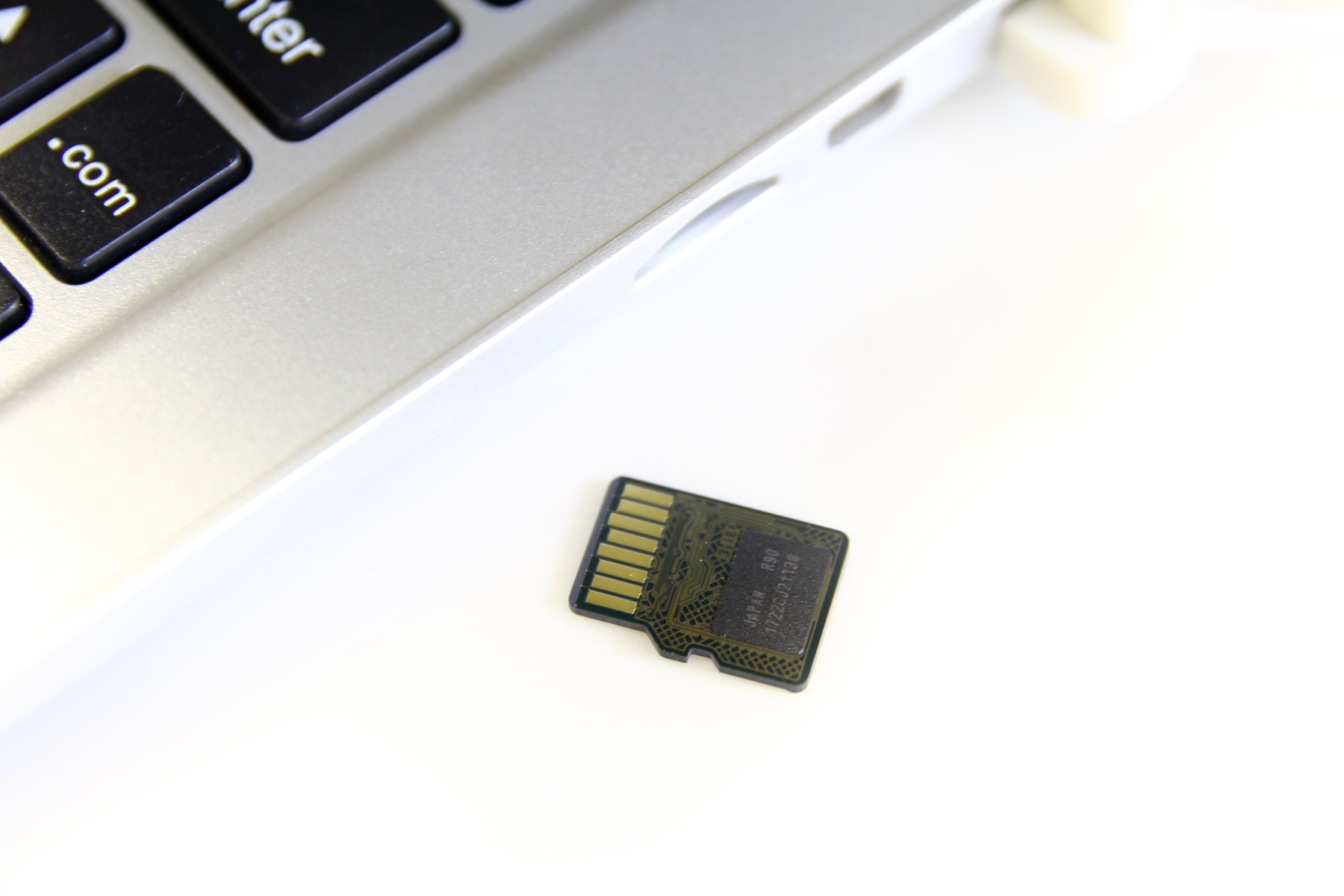 比sd卡快的内存卡,东芝tf卡测评