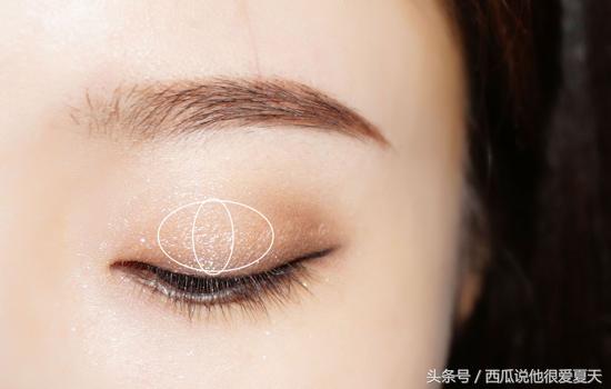 素颜妆化妆的正确步骤教程,素颜妆的步骤初学者如何化淡妆