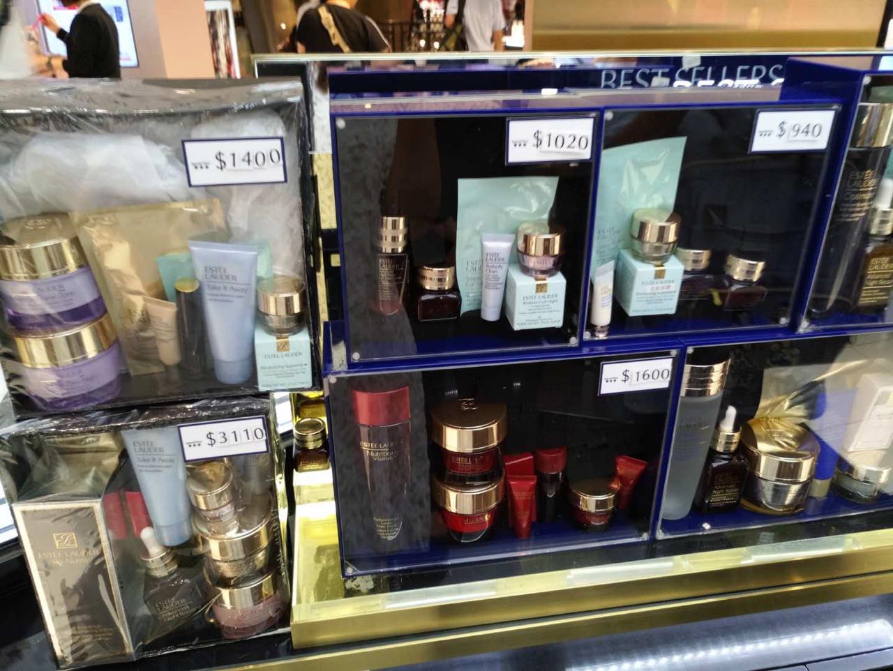 33批次假冒化妆品曝光,官方查获网上买的化妆品全是假的